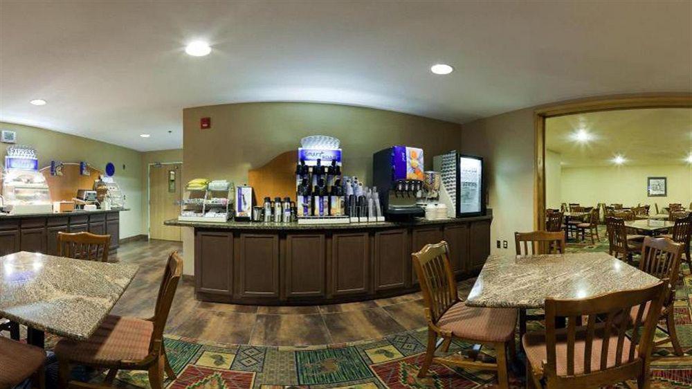Holiday Inn Express Hotel & Suites Raton By Ihg מראה חיצוני תמונה