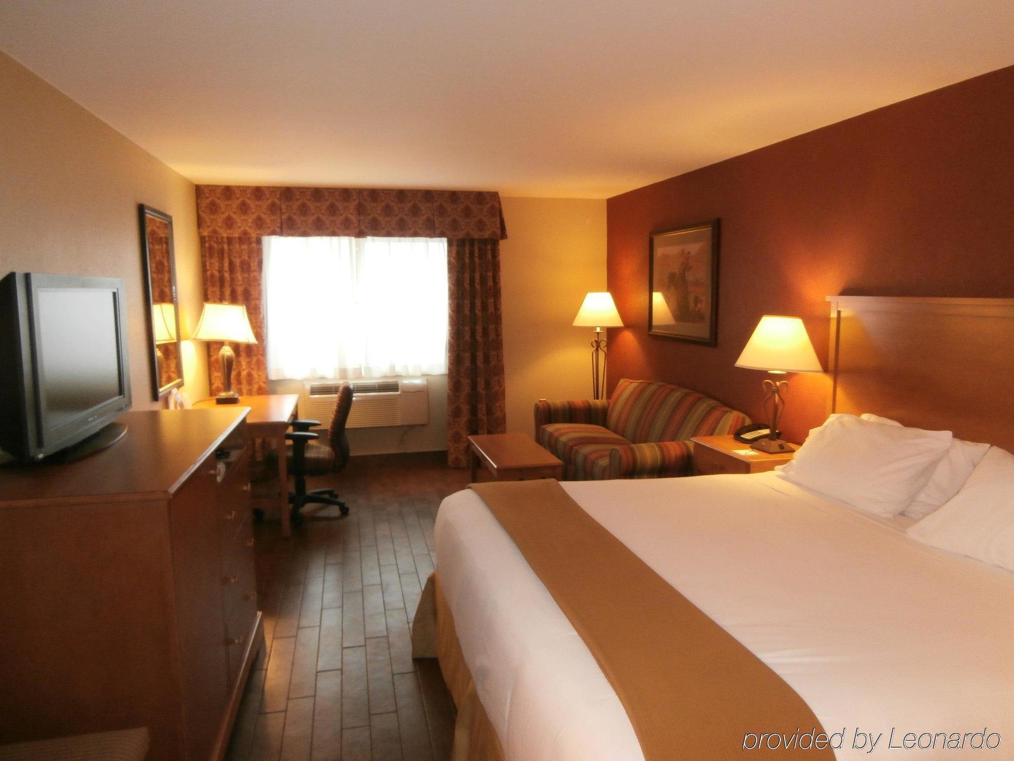 Holiday Inn Express Hotel & Suites Raton By Ihg מראה חיצוני תמונה